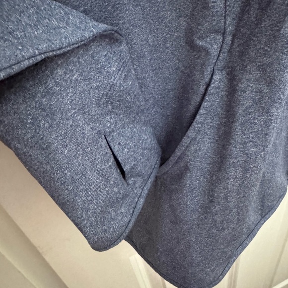 University of Okoboji Winter games light weight quarter zip blue size large - Picture 4 of 6